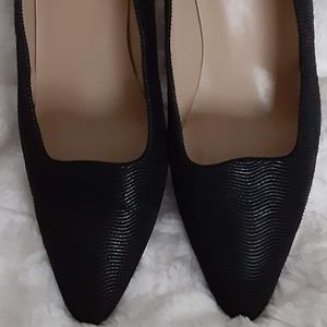 Touch of Nina pumps